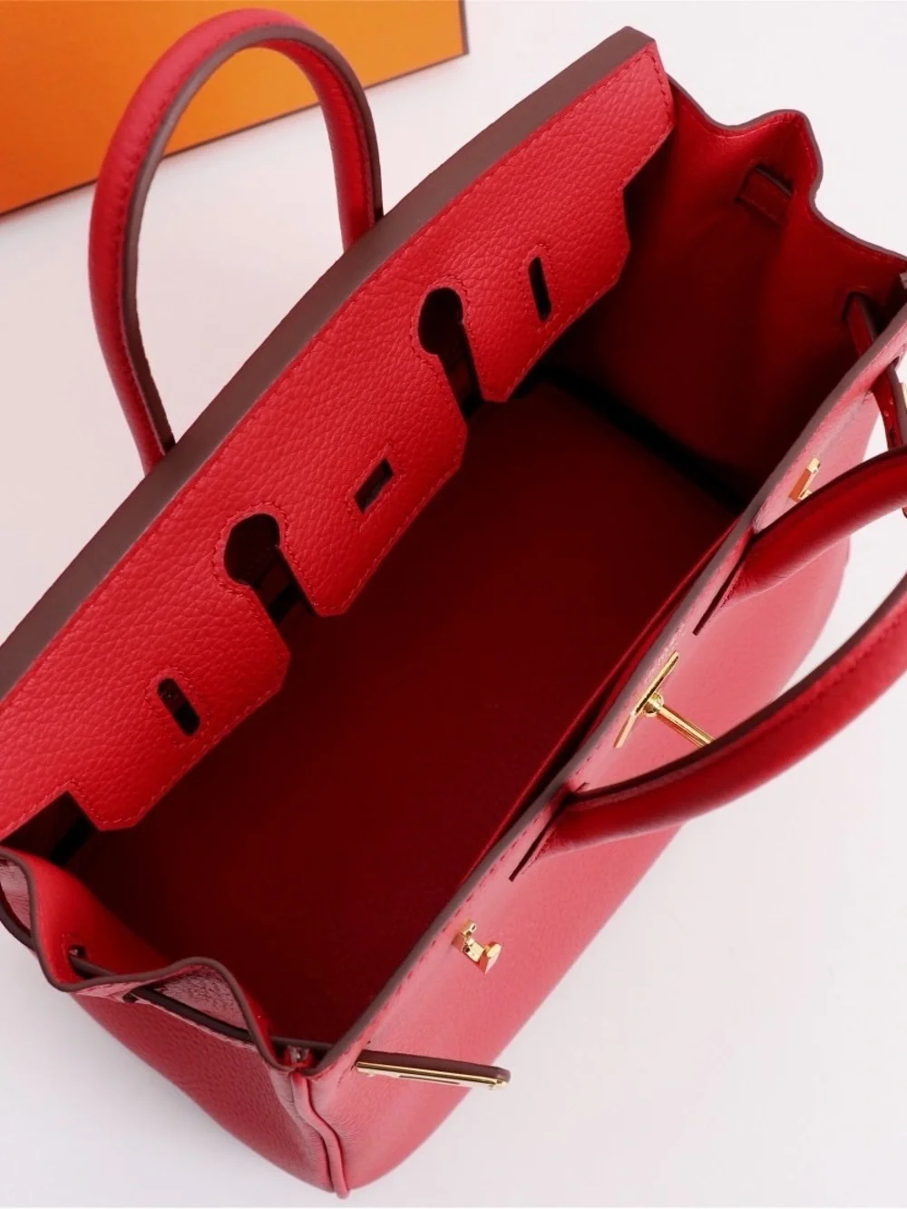 TOGO SEMI HANDMADE BIRKIN 30 CM CASAQUE ROUGE GHW TRUE RED